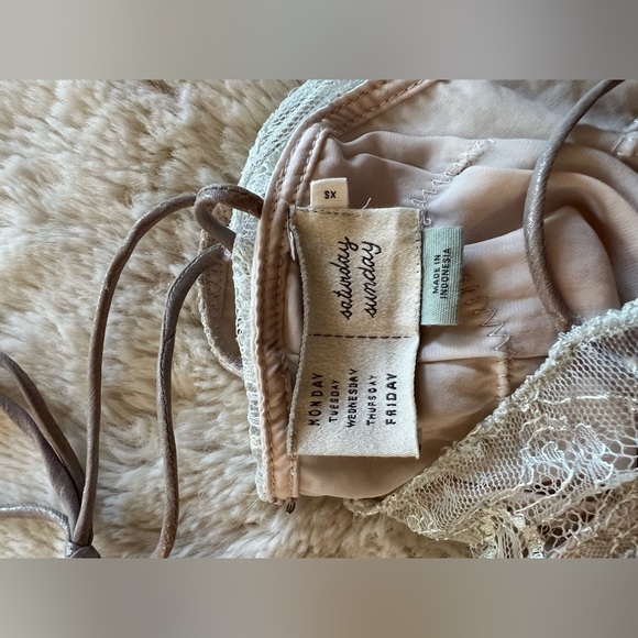 Anthropology - Picture 7 of 7